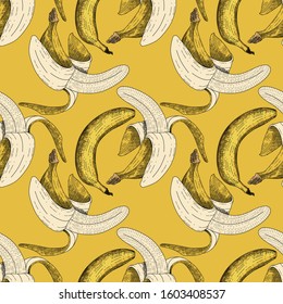 Banana seamless pattern in engraved style. Vintage fruits pattern. Vector illustration