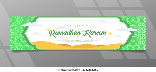 Bannerdesign mit islamischem Muster und Wüste im Inneren