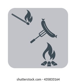 Barbecue sausage icon. Vector illustration.
