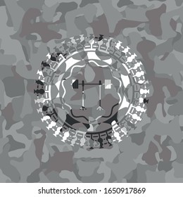 icono de barbell en rack sobre el modelo de camuflaje gris