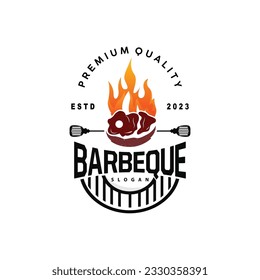 Barbeque-Logo, Hot Grill Design mit Fire and Spatula, VectorBQ Grill Vintage Tripografie, rustikales Retro-Logo für Café, Restaurant, Bar