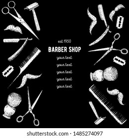Ilustración vectorial dibujada a mano en barbería. Sello de grabado para la barbería. Elementos de diseño dibujados a mano. Dibujo a mano para la barbería. Accesorios para peluquería.