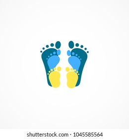 Bareboot family logotype design with father, mother and a child foots