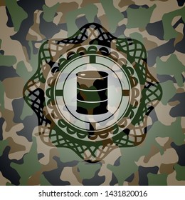 barrel icon on camo pattern