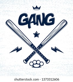 Los bates de béisbol cruzaron el logo de la banda criminal vectorial o el signo, tema de estilo gangster.