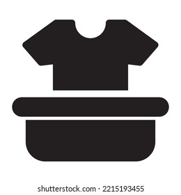 Cubierta con icono de camisa plantilla de diseño vectorial en color negro signo aislado en fondo blanco