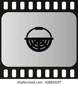 Basket icon. Flat illustration.