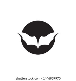 Bat vector icon illustration design