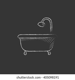 Bañera con ducha. Dibujado en un icono de tiza.