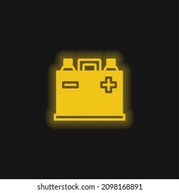 Battery yellow glowing neon icon