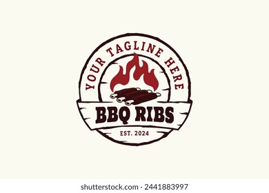 BBQ Ribs Logo mit einer Kombination aus Rippen, Grill, Flamme und schönen Schriftzug in einem Vintage und rustikalen Stil. Dies ist für Fast Food, Restaurants, Cafés, Food Trucks, etc. geeignet.