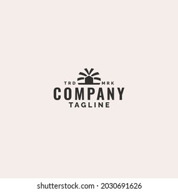 Logo-Design des Beach House mit Seescheibe und Palmensymbol.