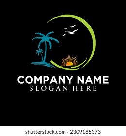 logotipo de playa en un ambiente de puesta de sol