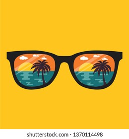 Beach reflection in glasses