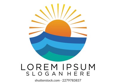 Diseño de logotipo de verano en la playa Vector