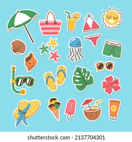 Colección de stickers de playa y verano. Elementos aislados dibujados a mano con borde blanco. Ilustración vectorial.