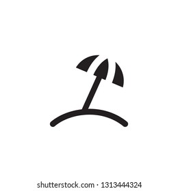 Beach umbrella linear icon. Thin line illustration. Sunbathing icon vector illustration