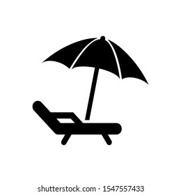 Beach umbrella linear icon. Thin line illustration. Contour symbol. Vector isolated outline drawing