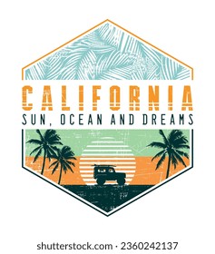 Hermoso diseño en color de emblema con tema de viajes surfistas. Arte de estilo tropical para imprimir en camisetas, pegatinas, etc. Diseño editable adecuado para camisetas de moda de surf.