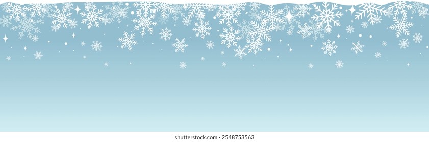 Schöne fallen Schneeflocken Banner Tapete. Winterstaub, Eispartikel. Schneefall, Wetter, weißer, tealblauer Hintergrund. Viele Schneeflocken Januar Thema. Schneesturmlandschaft
