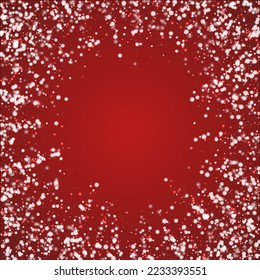 Hermoso fondo de navidad de nevadas. Sutiles copos de nieve volando y estrellas de fondo rojo navideño. Hermosa plantilla de superposición de nevadas. Ilustración vectorial cuadrada.