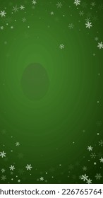 Schöner Schneefall-Weihnachtshintergrund. Subtile fliegende Schneeflocken und Sterne auf Weihnachtsgrünem Hintergrund. Schöne Schneefall-Overlay-Vorlage. Vertikale Vektorgrafik.