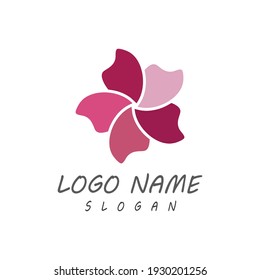 Beauty plumeria icon flowers design illustration Template