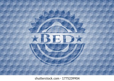 Blaues Schild mit geometrischem Hintergrund. Vektorgrafik. Detaillierte Angaben. 