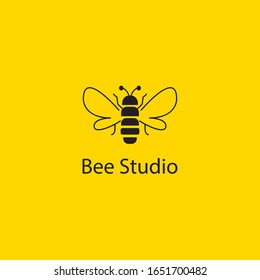 Bee logo design. Vector illustration