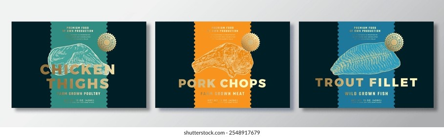 Bife Bife, Coxas de frango, Trout Filet Vetor Embalagem Rótulo Design Modelos Set. Banner do produto, Carne desenhada à mão, Esboços de Peixe e Aves. Layout de Fundo de Comida com Folha de Ouro Isolada