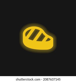 Icono de neón brillante amarillo en el filete de ternera