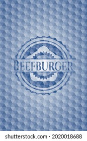 Emblema azul de Beefburger o placa con fondo de patrón poligonal geométrico abstracto. Ilustración vectorial. Detallado. 
