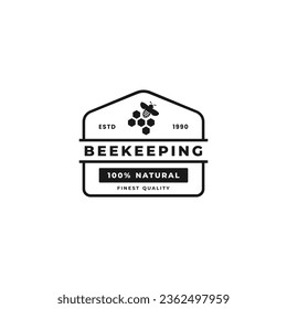 Logotipo de apicultura o Vector de la etiqueta de la granja de abejas aislado. Mejor vector de logotipo de apicultura para el elemento de diseño del embalaje del producto, diseño de impresión y más.
