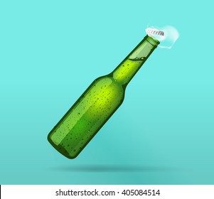 Botella de cerveza abierta, botella húmeda completa abrida tapa voladora, burbujas, humo, botella fría efecto vapor de agua mineral, gotas, sosa, limonada fresco diseño vector realista aislado en azul