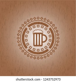 beer jar icon inside realistic wood emblem