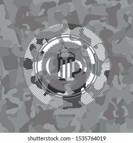 beer jar icon on grey camo pattern