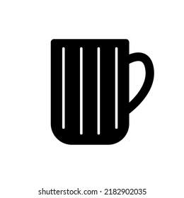 Beer mug line icon. Traditional glass mug for beer . Vector Illustration