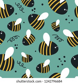 Abejas, traza a mano sin fisuras. Fondo colorido con insectos. Papel pintado de colores decorativos, bueno para imprimir. Antecedentes superpuestos a mano, apicultura. Vector de ilustración de diseño