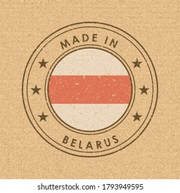 Belarus. Historische Flagge von Weiß-Rot-Weiß. Rundetikett mit Ländernamen für einzigartige nationale Waren. Vektorisoliert