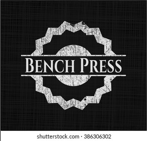 Emblema de pizarra de Bench Press escrito en la pizarra
