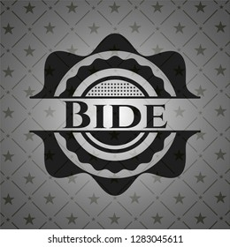 Bide dark badge