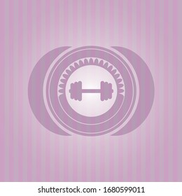 großes Hantel-Symbol in rosafarbenem Emblem