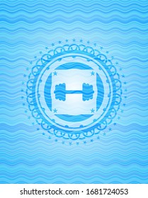ícono de gran tontería dentro del fondo del emblema del agua.