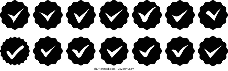Gran conjunto de cuadros negros o iconos de garrapatas para el diseño. Comprueba el símbolo. Señal de casilla de verificación activada. Símbolo aprobado Icono de marca de verificación aislada.