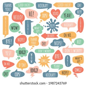 Gran conjunto de coloridas burbujas de lenguaje vectorial y globos de diálogo con diferentes palabras, frases, comentarios, formas.