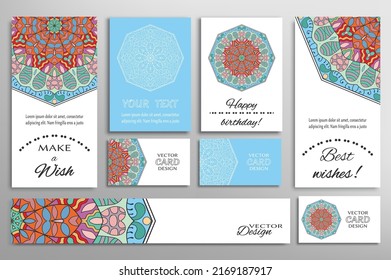 Gran juego de tarjetas de felicitación o invitaciones de boda. Plantilla de postales con inscripción Hacer un deseo, mejores deseos, cumpleaños feliz. Cartel, tarjetas de visita con ornamento mandala. Elementos de diseño aislados