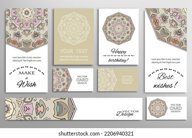 Gran juego de tarjetas de felicitación o invitaciones de boda. Plantilla de postales con inscripción Hacer un deseo, mejores deseos, cumpleaños feliz. Cartel, tarjetas de visita con ornamento mandala. Elementos de diseño aislados