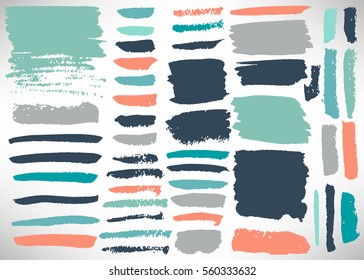 Gran conjunto de trazo de pincel grunge. Colección de línea de pincel de tinta, líneas grunge, rayas, divisores, etiquetas, Plantillas. Conjunto de fondos sucios, Formas texturizadas. Cepillos afligidos. Ilustración vectorial.