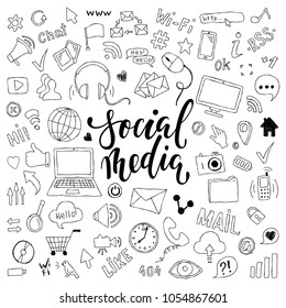 große Menge handgezeichneter, doodle Cartoon-Objekte und Symbole mit Schrift. zum Thema Social Media