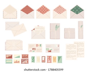 Gran conjunto de sellos postales con sobre postal y paquetes de papel ilustración vectorial plana aislada en fondo blanco